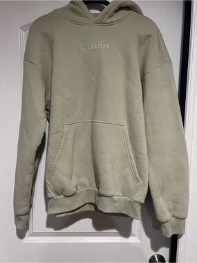 Comfrt Women's oversized Sage Green Hoodie